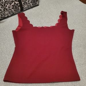 Scalloped Top Tank
